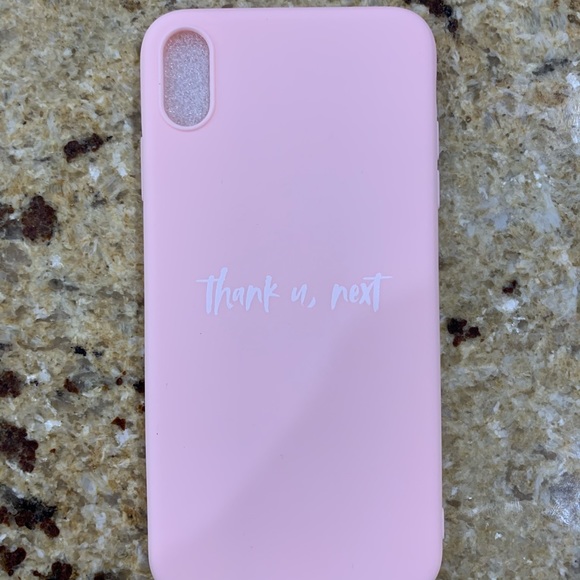 Ariana Grande Accessories - Ariana Grande Set! 🤍